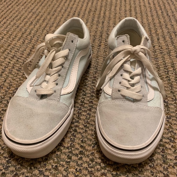 Vans - Picture 2 of 5